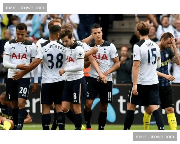 诺丁汉森林32分暂列第16 战胜热刺后保级压力缓解 诺丁汉森林32分暂列第16 战胜热刺后保级压力缓解